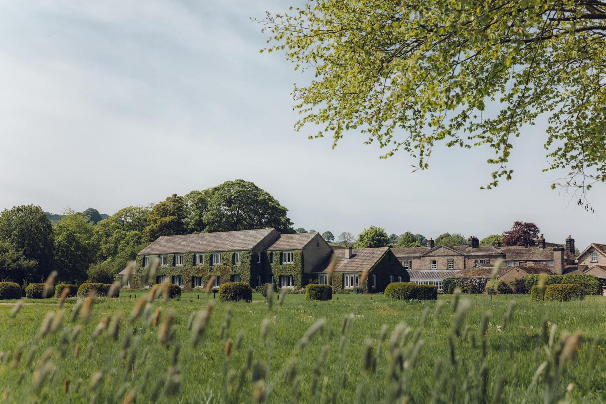 The Devonshire Arms Hotel At Bolton Abbey Extérieur photo